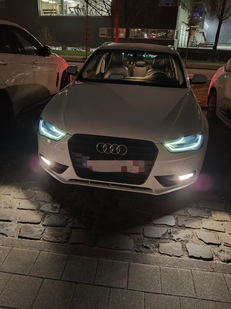 Audi A4 facelift van 2013 (2.0 tdi 163 pk ) automaat, Cuir, Euro 5, A4, Noir