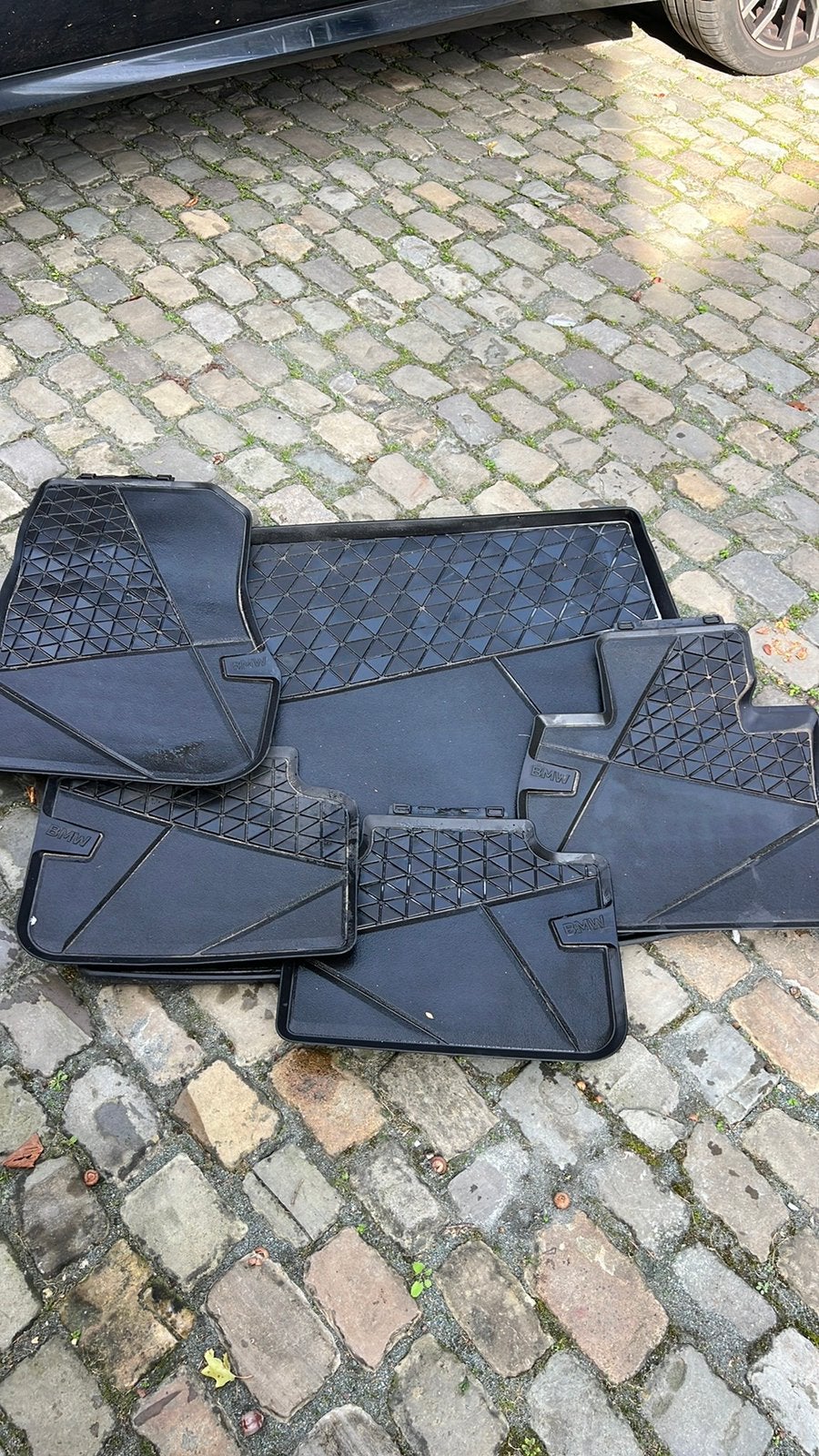 Bmw X1 rubber matten set, Ophalen, Zo goed als nieuw
