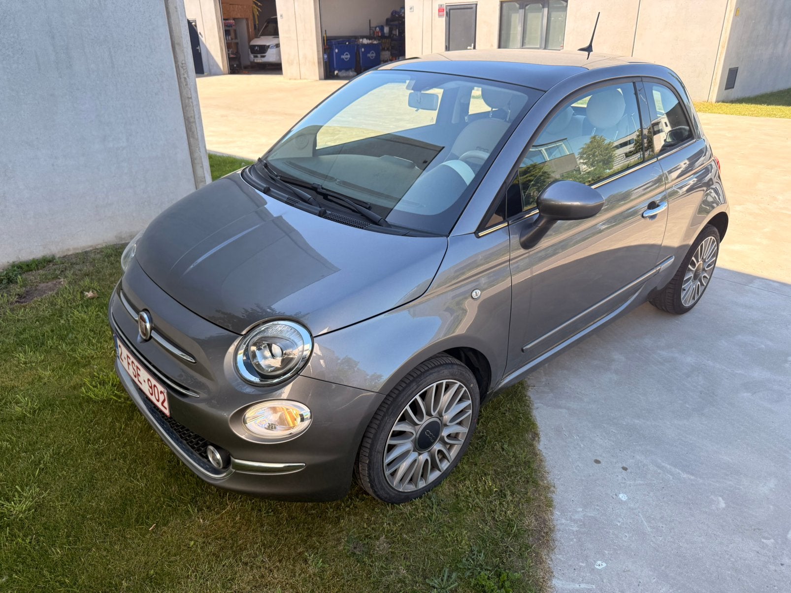 Fiat 500 1.2 Lounge PANO , CRUISE , AIRCO , CARPLAY, Autos, Fiat, 1242 cm³, Argent ou Gris, Achat, Euro 6
