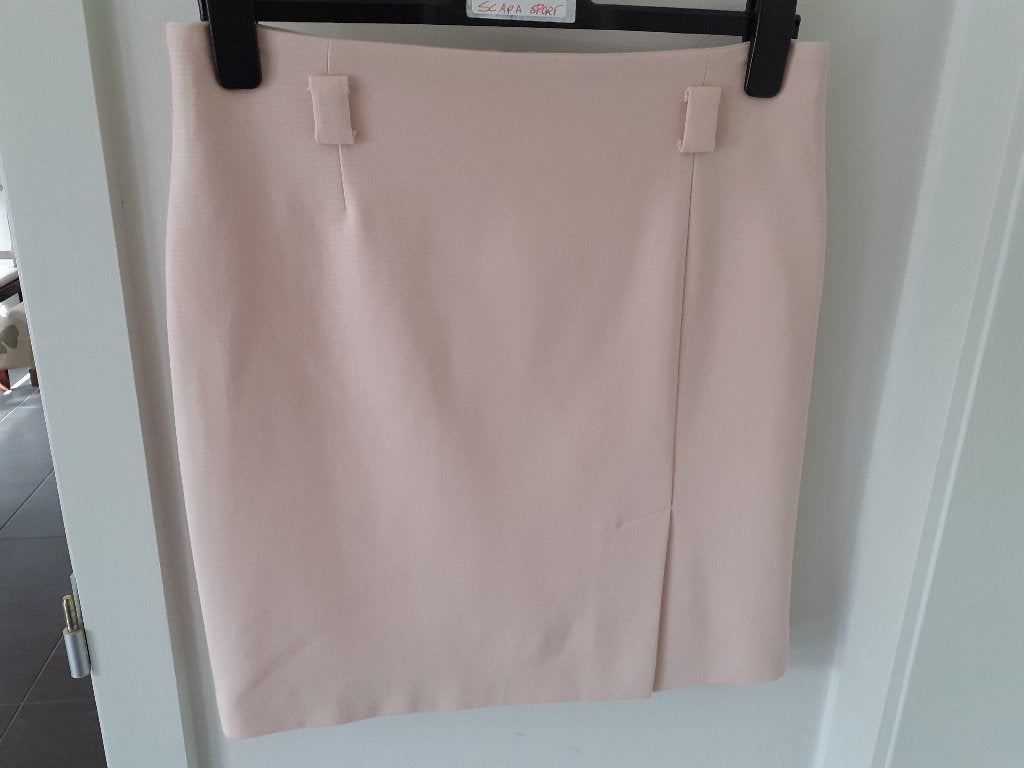 SCAPA SPORTS Lichtroos recht rokje Maat: 38? Prijs: € 5, Vêtements | Femmes, Jupes, Taille 38/40 (M), Rose, Au-dessus du genou