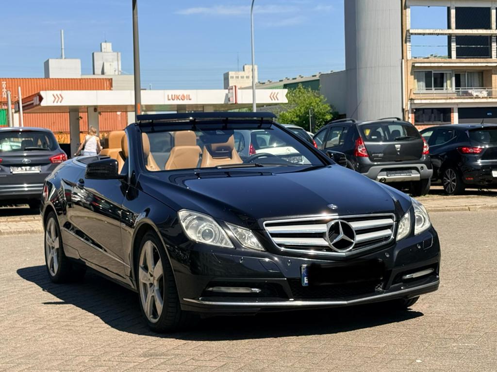 Mercedes E220 CABRIO AUTOMAAT, Auto's, Automaat, Euro 5, Cabriolet, Particulier