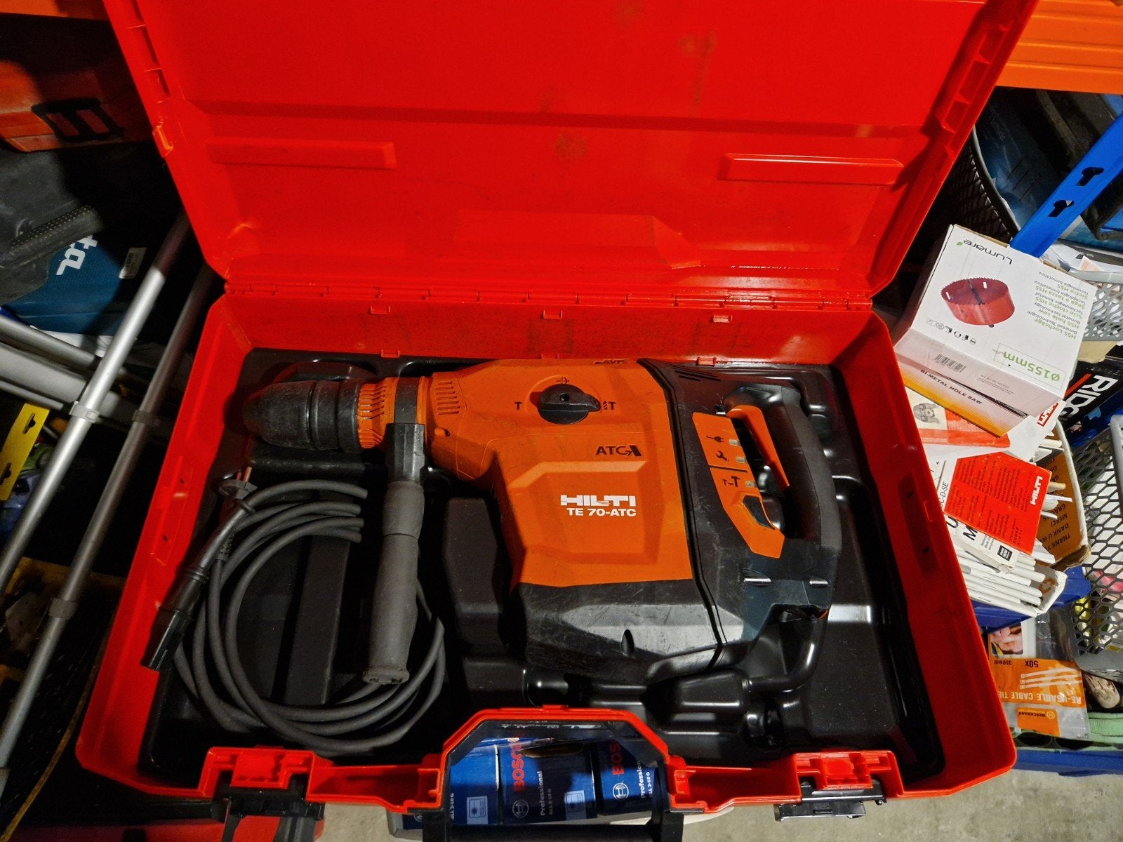 Hilti Te 70, Enlèvement