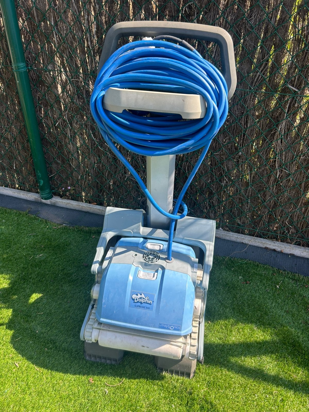 Maytronics Dolphin Supreme M4 Zwembadrobot Met Transportkar, Tuin en Terras, Ophalen, Zo goed als nieuw