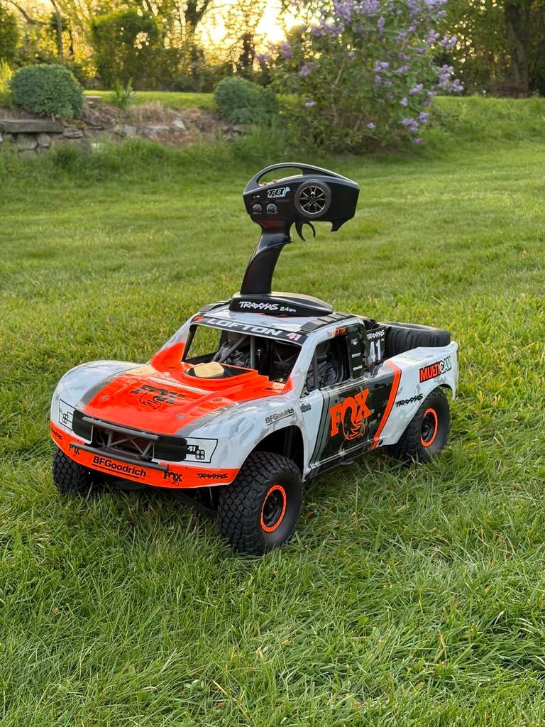 Traxxas udr, Hobby & Loisirs créatifs, Modélisme | Radiocommandé & Téléguidé | Voitures, Neuf, Voiture off road, Électro, Échelle 1:8