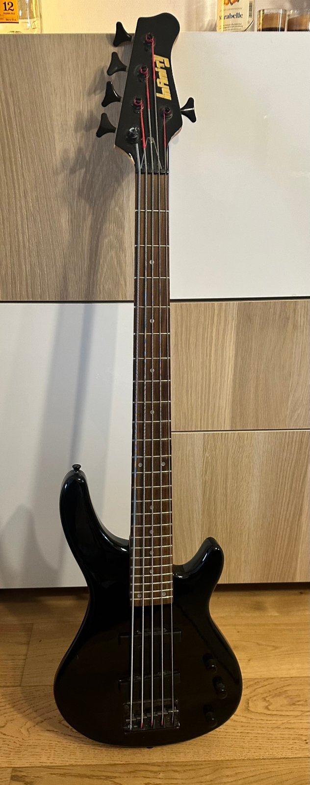 Basse 5 cordes « infinity », Ophalen, Gebruikt, Elektrisch, 5-snarig