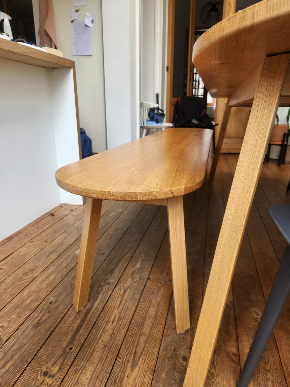 Banc HAY Triangle Leg Bench – Chêne – 200 cm, Maison & Meubles, Tables | Tables à manger, Comme neuf, Chêne, Enlèvement