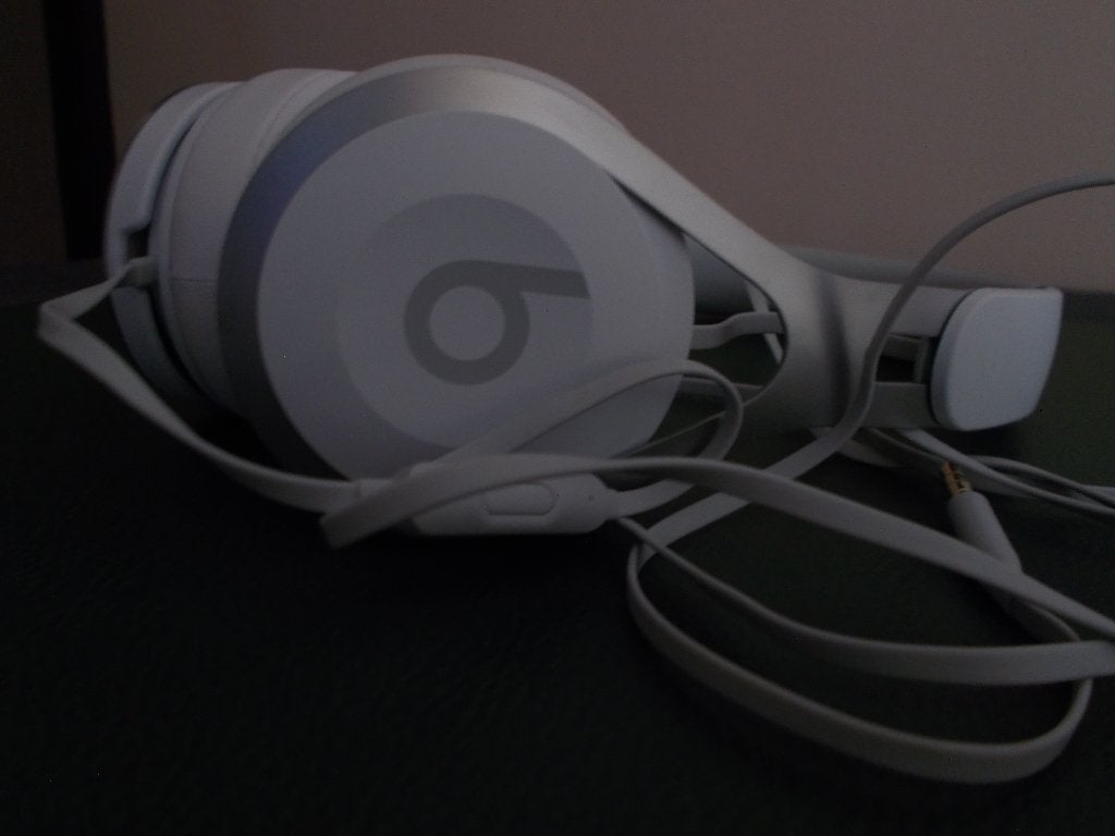 NIEUW. Beats On-ear  koptelefoon  kabel  wit, Audio, Tv en Foto, Hoofdtelefoons, Ophalen, Beats, On-ear, Wit