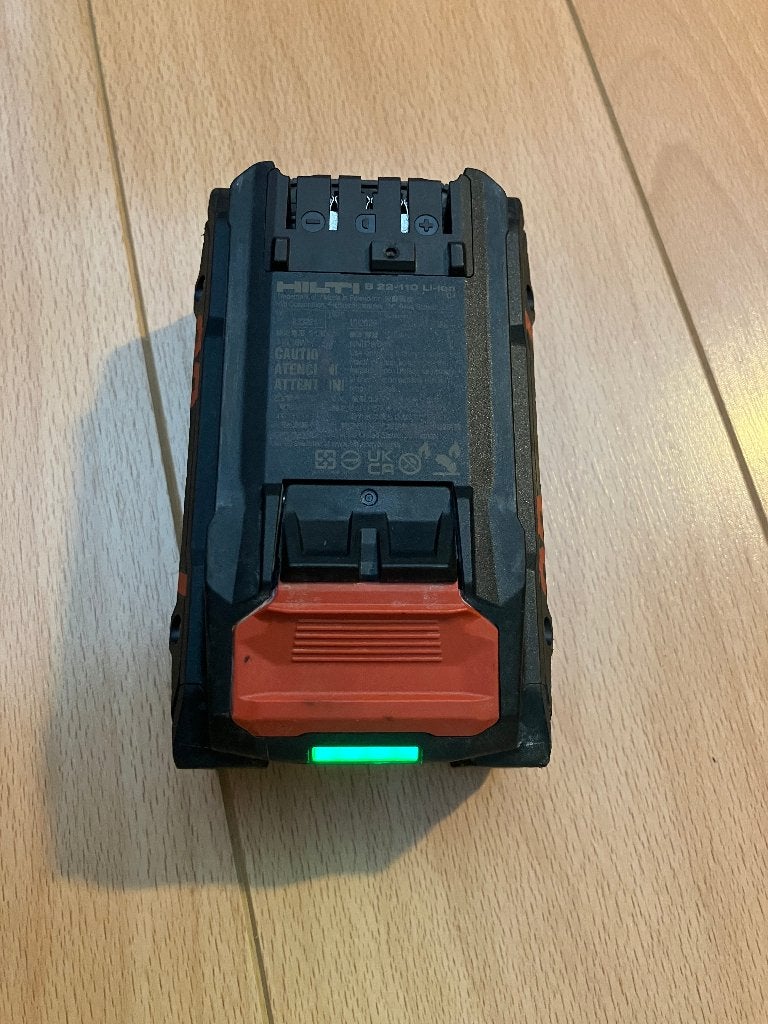 B 22-110 Nuron-accu HILTI, Ophalen of Verzenden