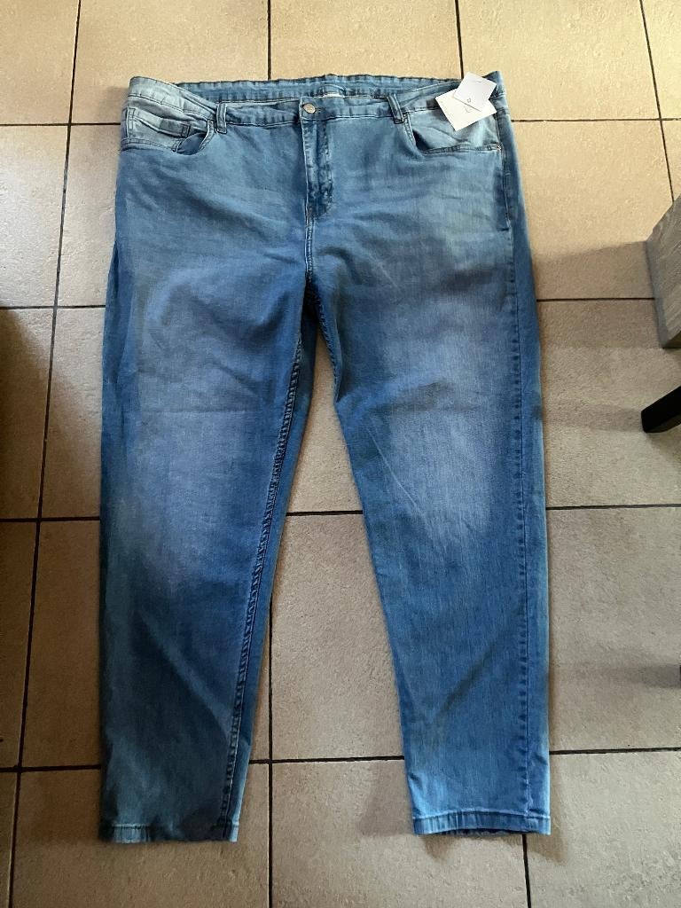 Nieuwe blauwe spijkerbroek - Maat 52, Kleding | Dames, Grote Maten, Ophalen of Verzenden, Nieuw, Broek of Spijkerbroek
