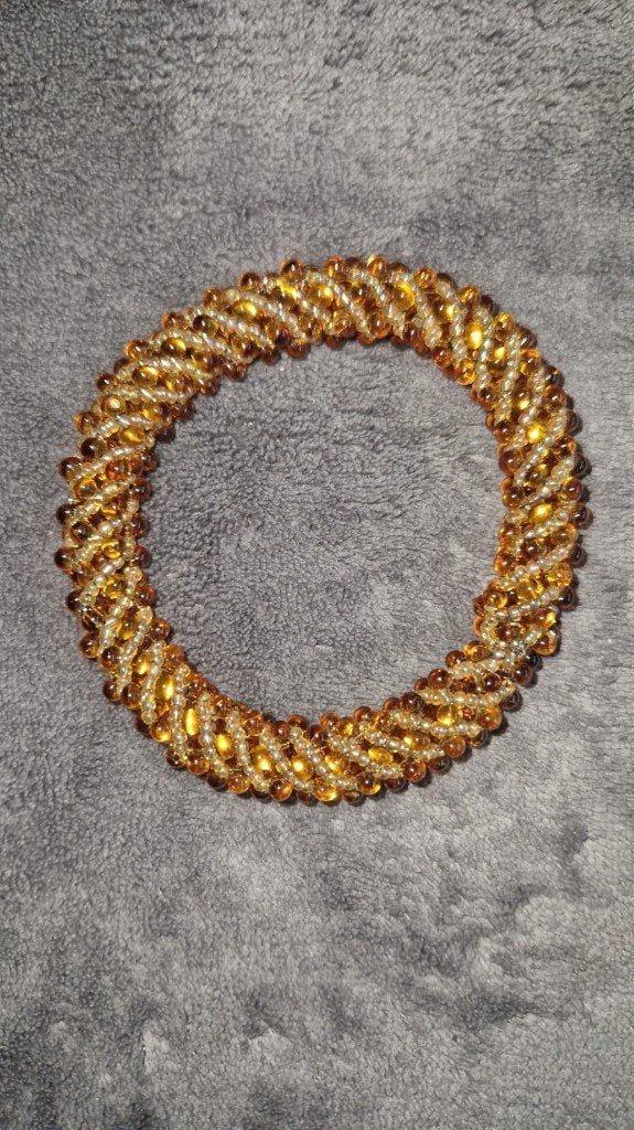brassard, Neuf, Enlèvement ou Envoi, Avec bracelets à breloques ou perles, Autres matériaux