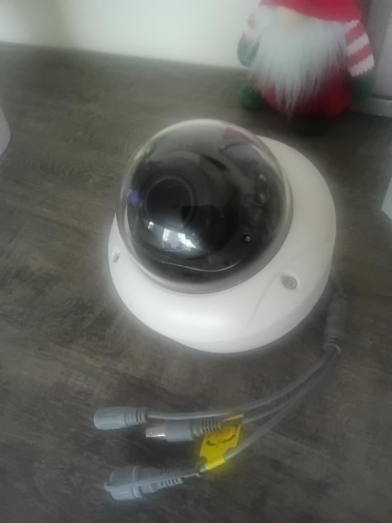 caméra de surveillance, Ophalen, Zo goed als nieuw