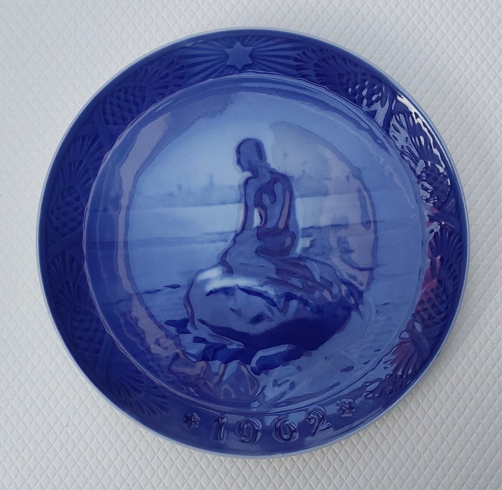 Lot d'assiettes Royal Copenhagen "Christmas Plate", Enlèvement