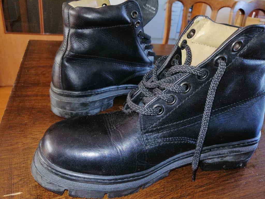 Bottines AMBIORIX 41/ 8, Enlèvement ou Envoi