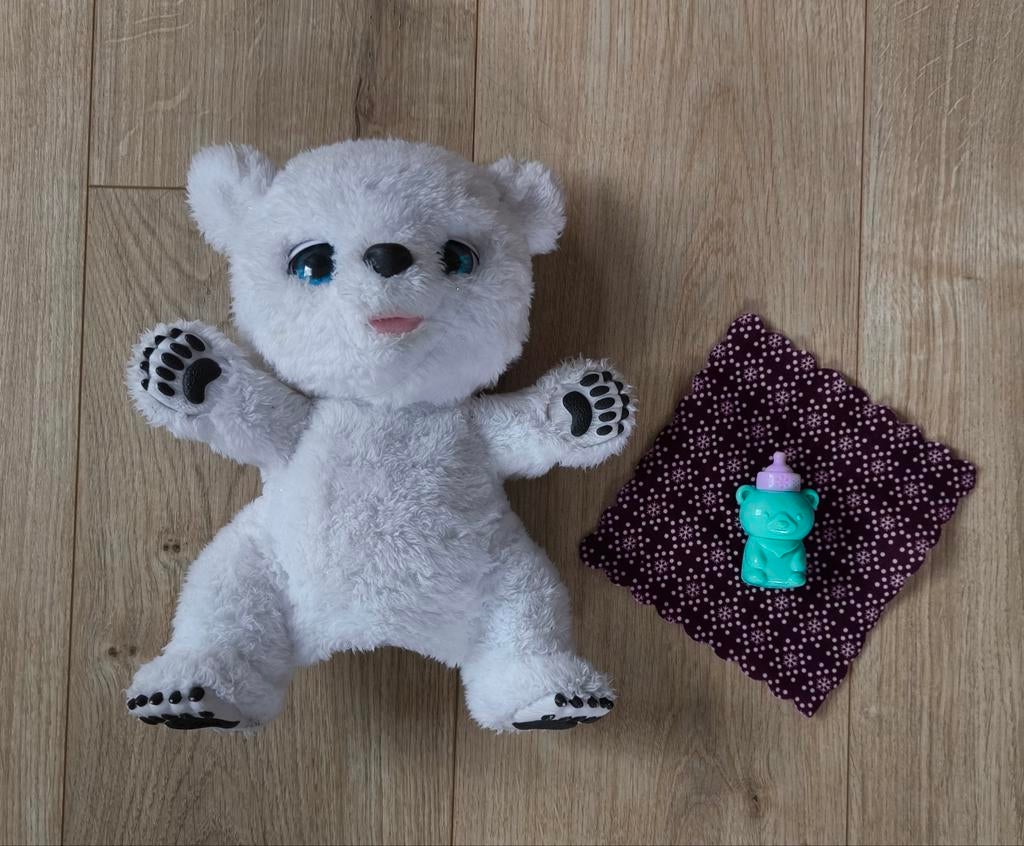 PELUCHE ET PELUCHES ROBOTS
