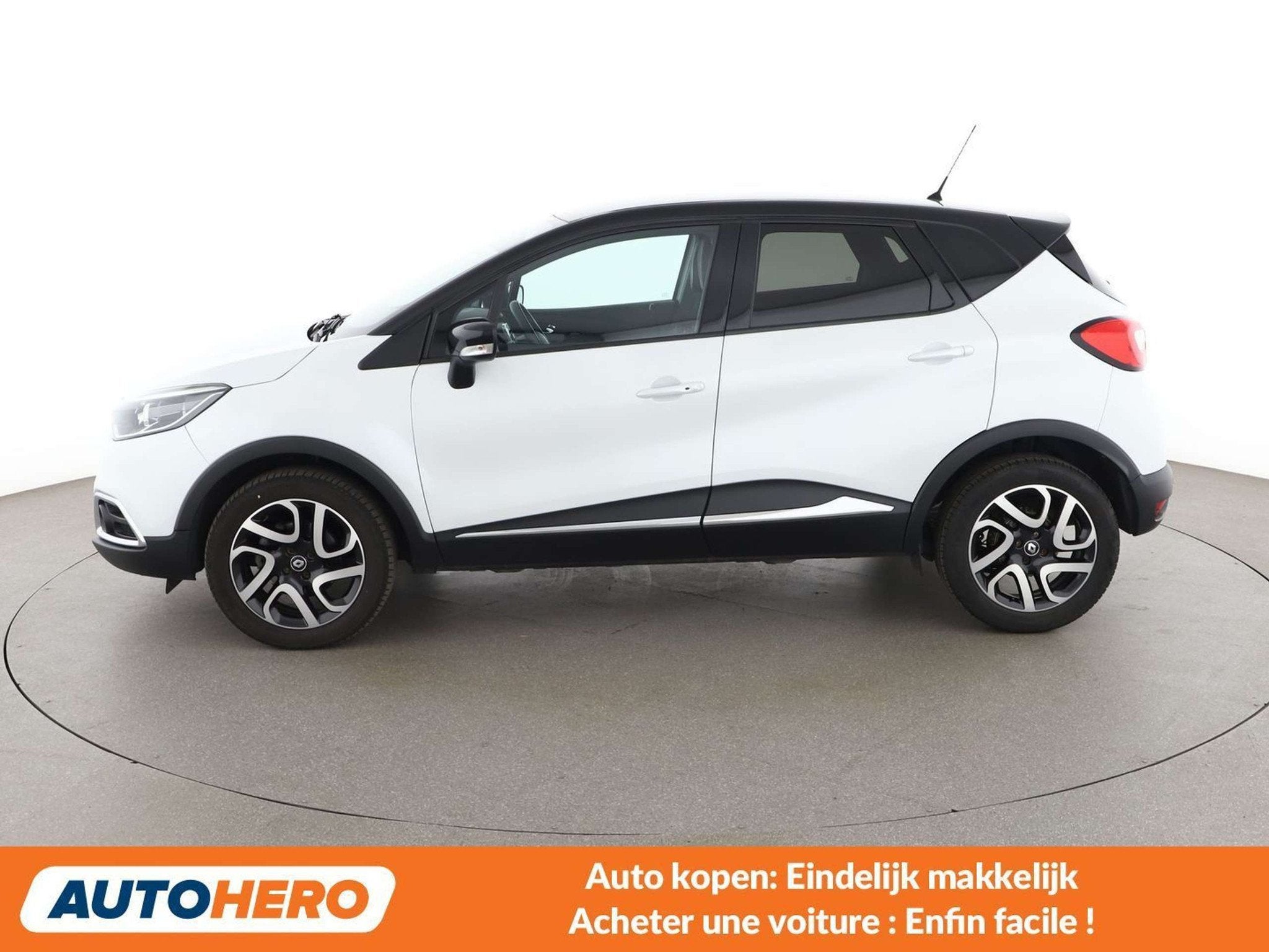 Renault Captur 1.2 TCe Energy Crossborder (bj 2017), Voorwielaandrijving, Zwart, Overige brandstoffen, Wit