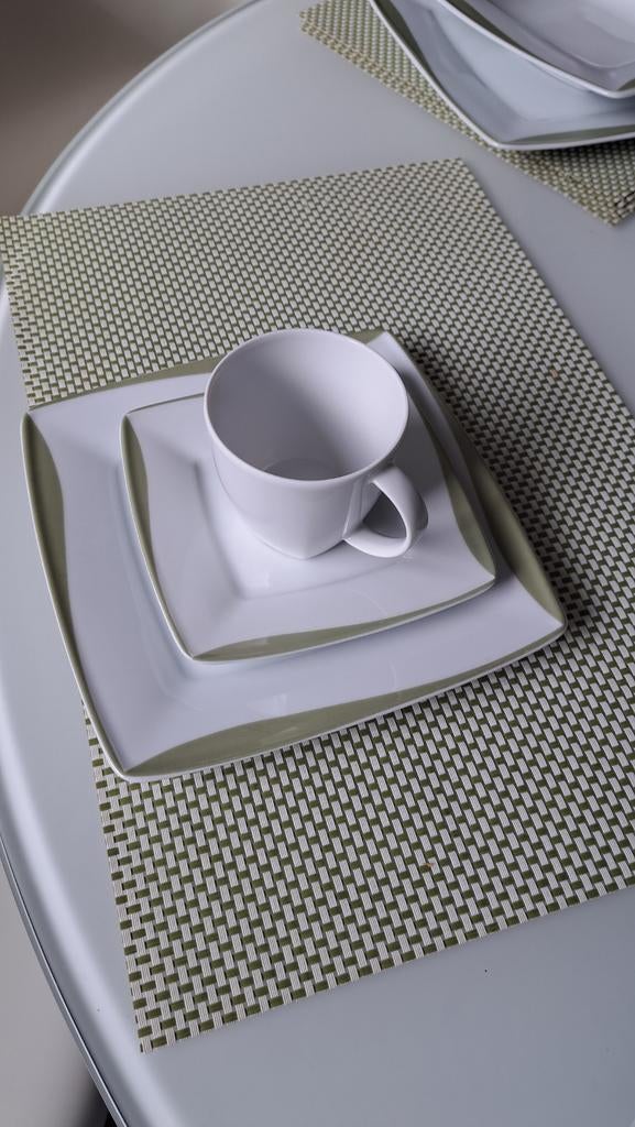 Service complet avec sets de table, Enlèvement, Utilisé, Porcelaine, Service complet