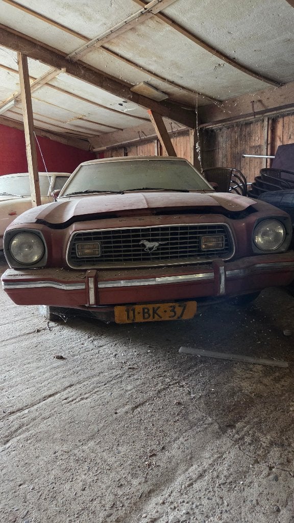 4 stuks Ford Mustang II (project auto's), Autos, Oldtimers & Ancêtres, Particulier, Ford, Essence, Berline, 2 portes, Automatique