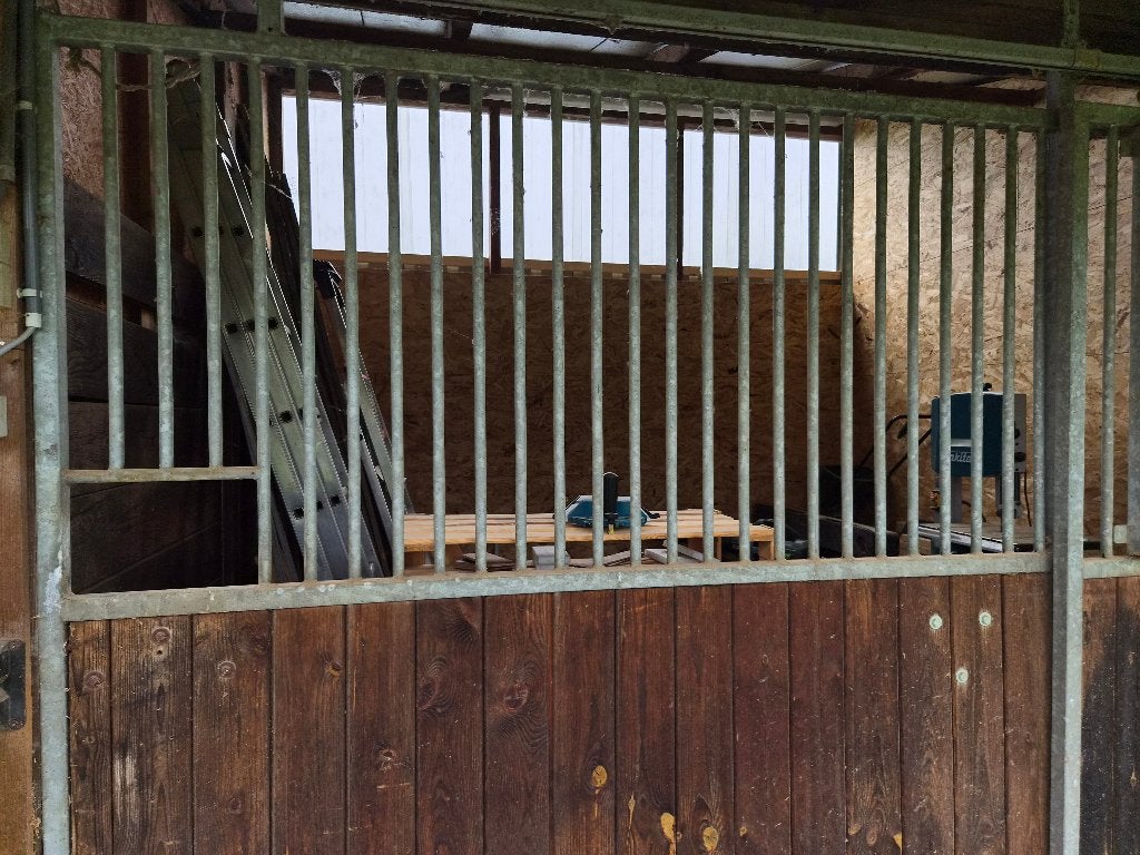 Voorpaneel paardestal met schuifdeur, Animaux & Accessoires, Box & Pâturages, Mise à l'étable