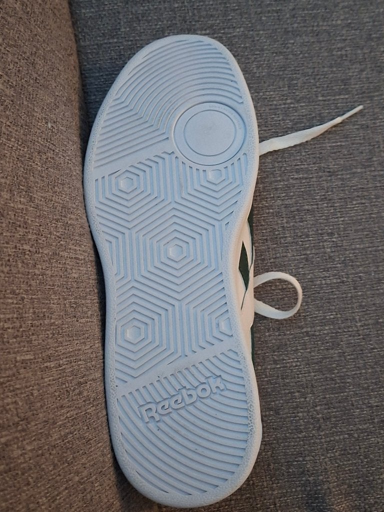 Schoenen nieuw, Nieuw, Ophalen of Verzenden, Reebok, Wit
