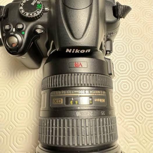 Nikon D5000 avec objectif 18-200, Audio, Tv en Foto, Fotocamera's Digitaal, Ophalen, Zo goed als nieuw, Spiegelreflex, Nikon