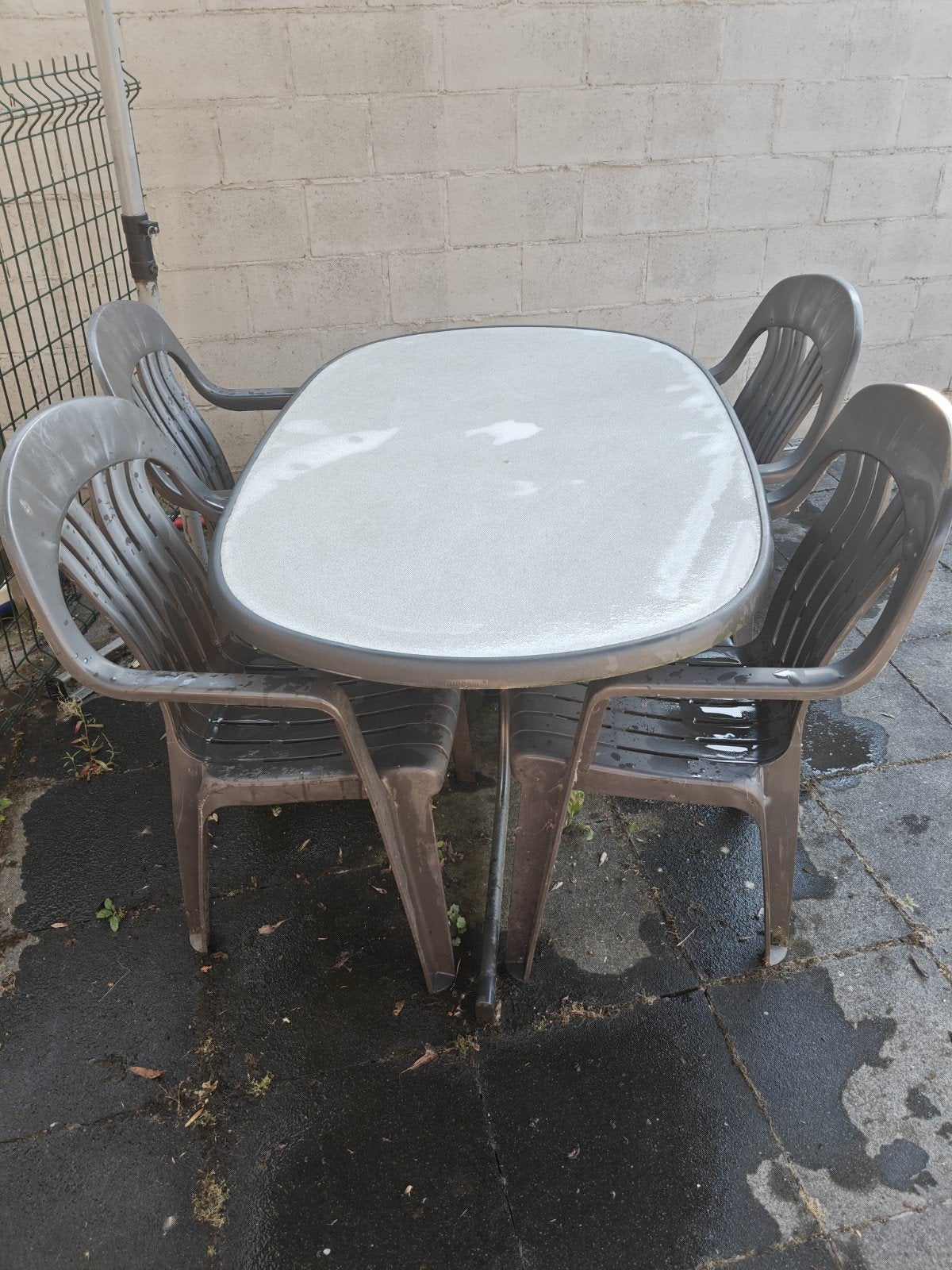 Tuintafel (plooibaar) met 4 tuinstoelen, Ophalen, 4 zitplaatsen, Kunststof, Gebruikt