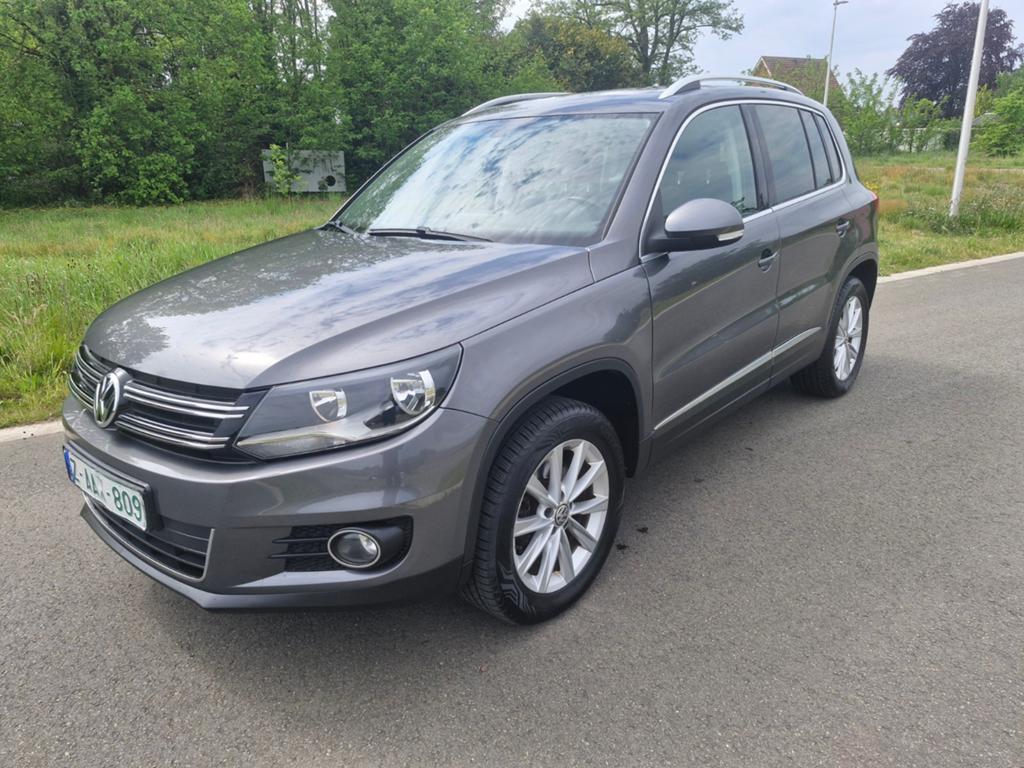 VW TIGUAN 2.0 TDI 4 MOUVEMENTS À 6 VITESSES D'ICI 2012 - FAC, Autos, Noir, 5 portes, SUV ou Tout-terrain, Cuir
