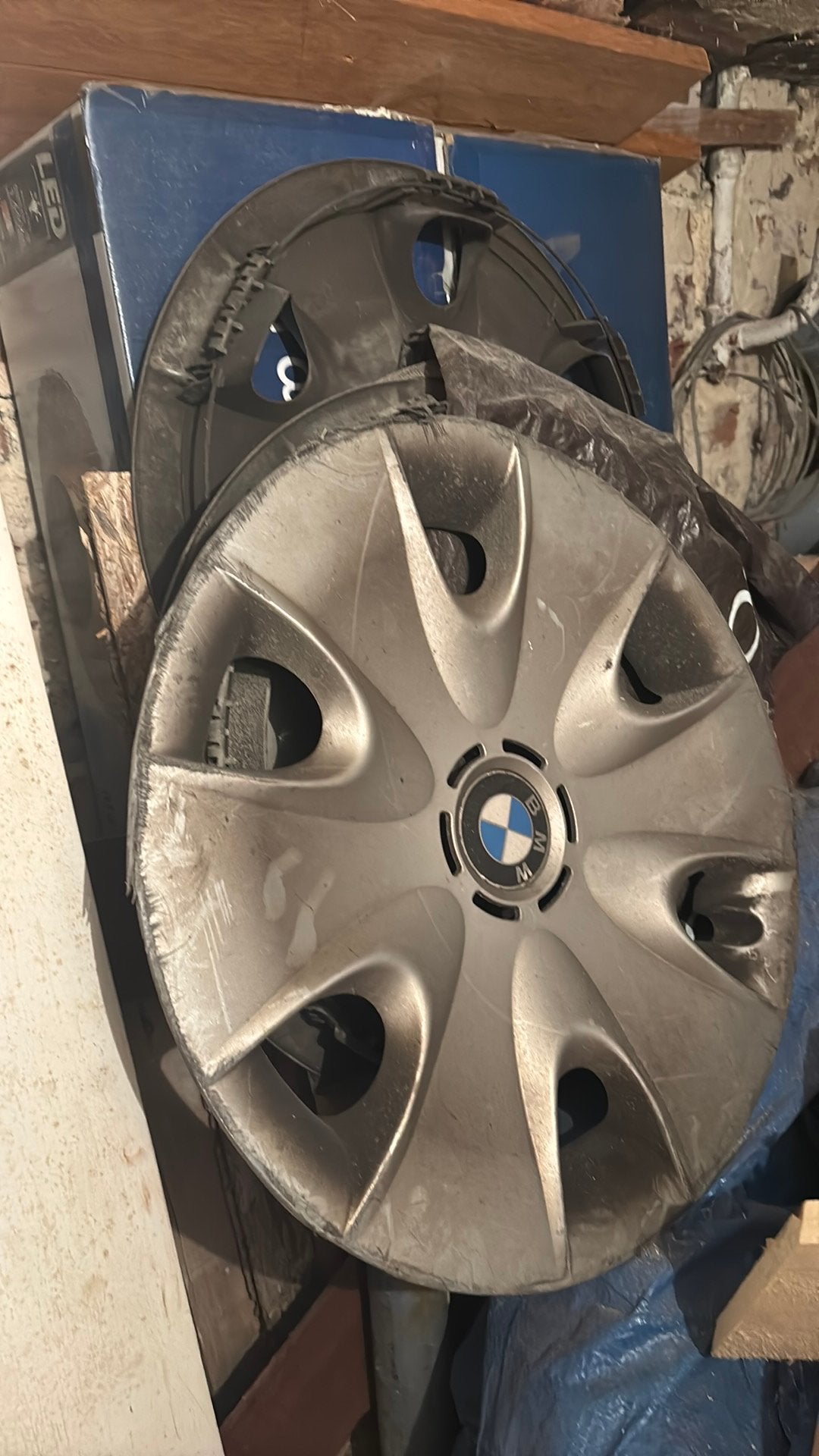 4 BMW 16" wieldoppen, Ophalen, Zo goed als nieuw