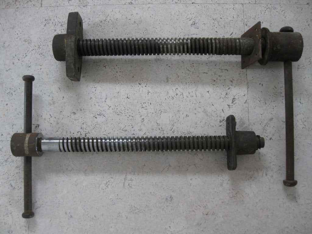 spindel voor werkbank, Doe-het-zelf en Bouw, Ophalen, Gebruikt, Minder dan 70 cm, Bankschroef