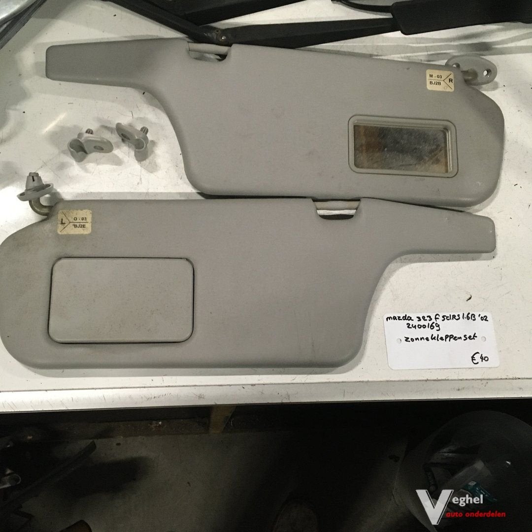 Mazda 323F 5drs 1.6 B 2002 Wagennr 2400169   Zonnekleppen se, -, Utilisé, -, -