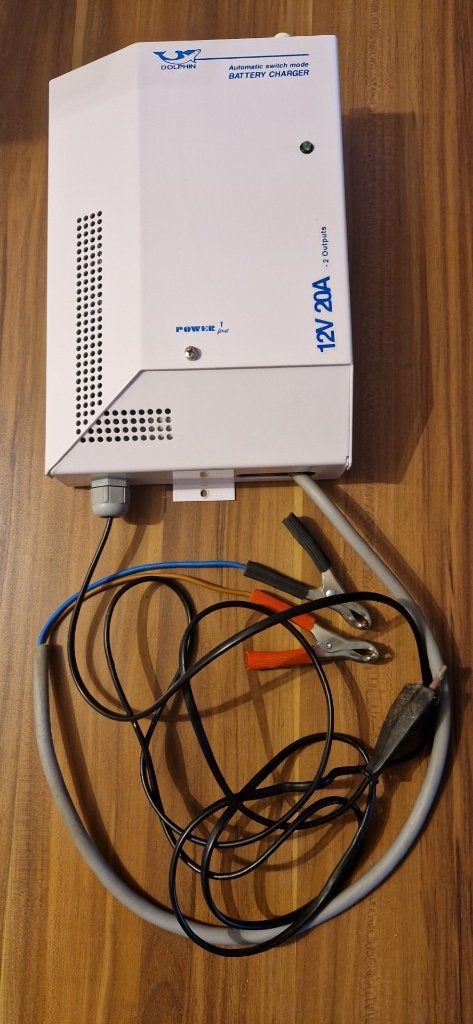 Acculader Dolphin 12V 20A type DOL1220, Ophalen of Verzenden, Zo goed als nieuw, Overige typen