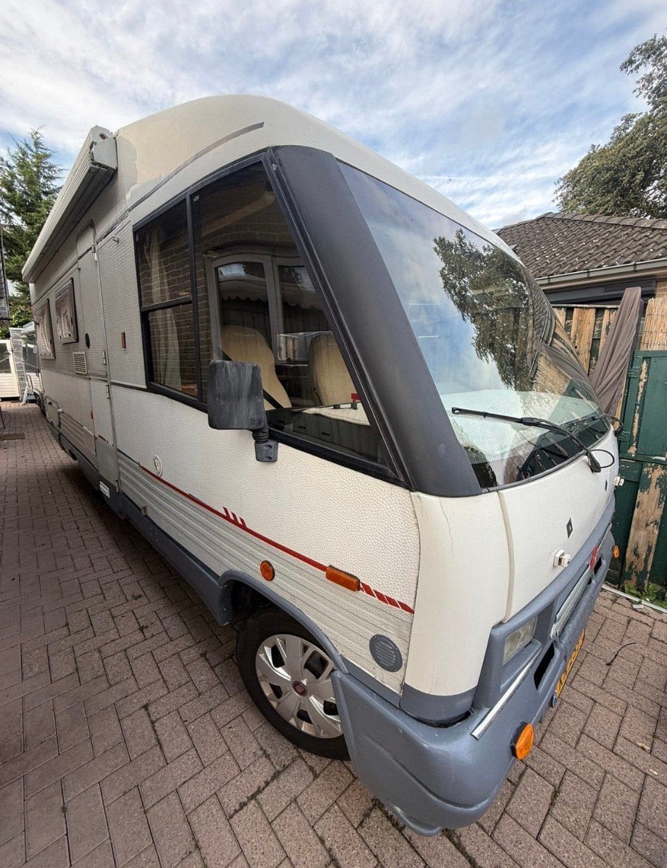 Joli Camper Globbetrotter 2.5 avec 2 ans de nouvel APK !, Caravanes & Camping, Fiat, Boîte manuelle, Jusqu'à 6, Diesel