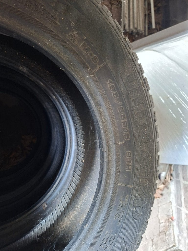 Set 4 Winterbanden 195/65 R15 91H, Auto-onderdelen, Banden en Velgen, Ophalen, Gebruikt, 15 inch, Winterbanden