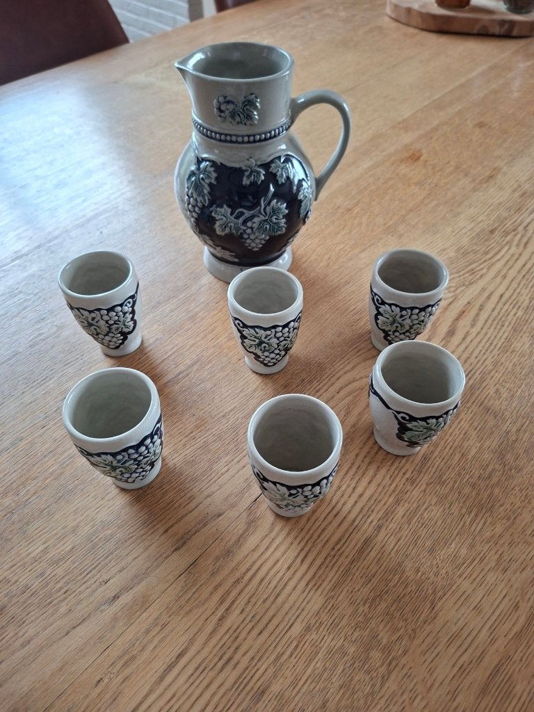 wijnkruik, Ophalen