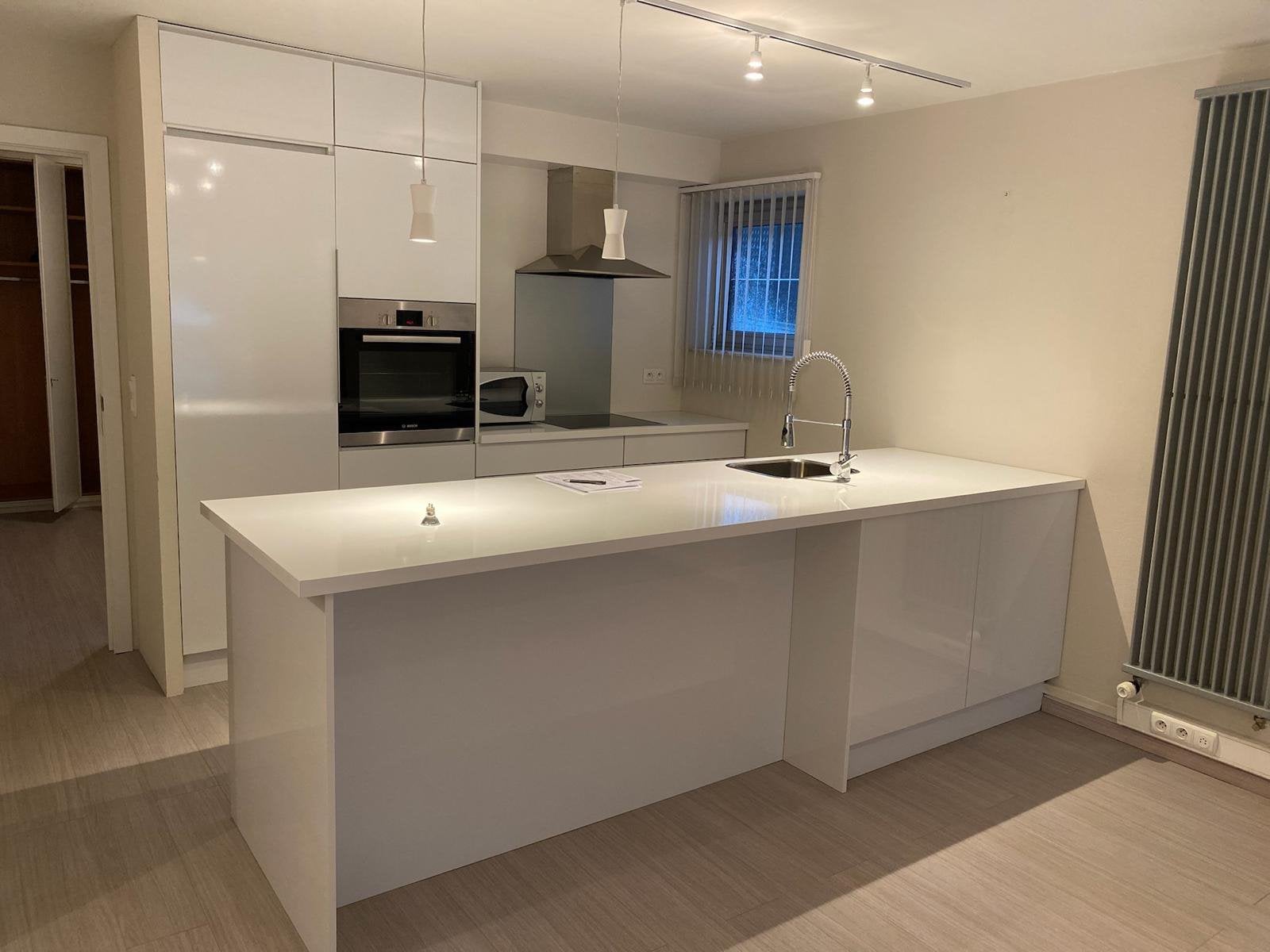 1-kamerappartement te huur kortbij centrum Bilzen, Immo, 50 m² of meer, Provincie Limburg