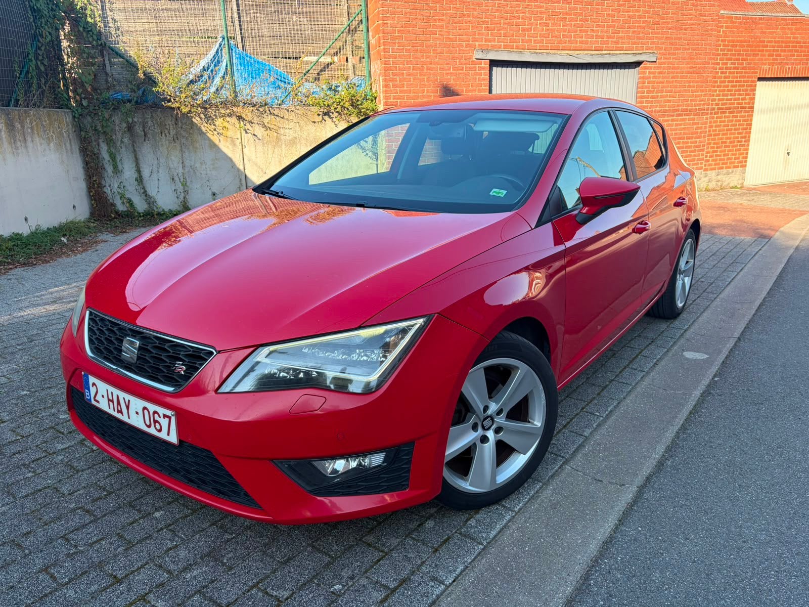 Seat Leon 14tsi 122cv an2013 Serie FR Euro5 Clim Gps Xenon, Autos, Euro 5, Achat, Noir, 5 portes