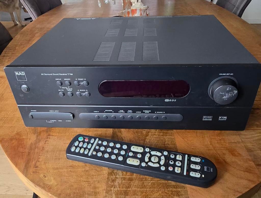 Ampli NAD AV Surround Sound Receiver T 744, Ophalen