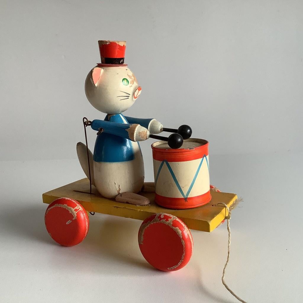 jouet ancien pour chat en bois usé avec tambour, Antiquités & Art, Enlèvement ou Envoi