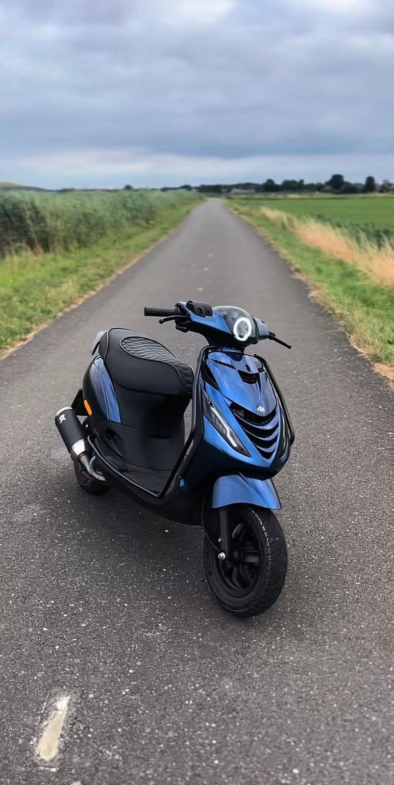 Piaggio zip 4 takt b klasse gezocht, Fietsen en Brommers, Ophalen of Verzenden, Zo goed als nieuw, Zip