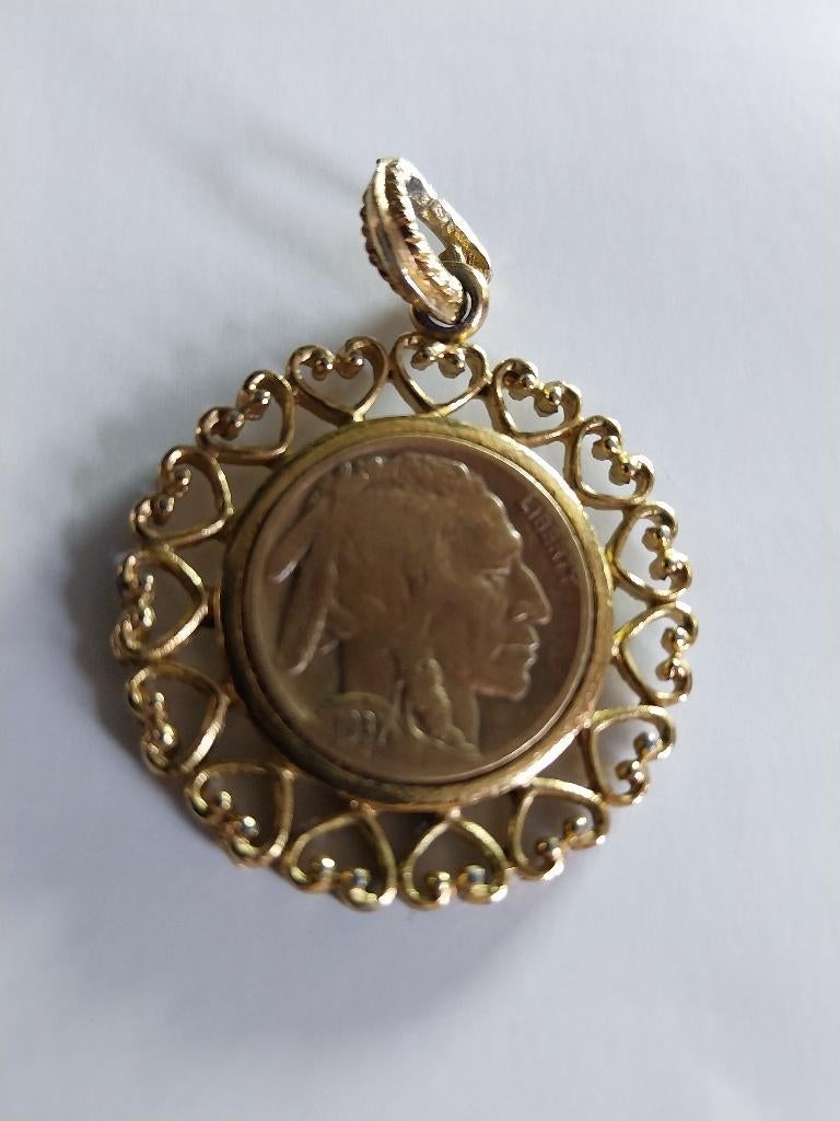 PENDENTIF PIECE DE MONNAIE PLAQUE OR DE 1937 INDIEN U.S.A, Enlèvement ou Envoi, Or, Comme neuf, Autres matériaux