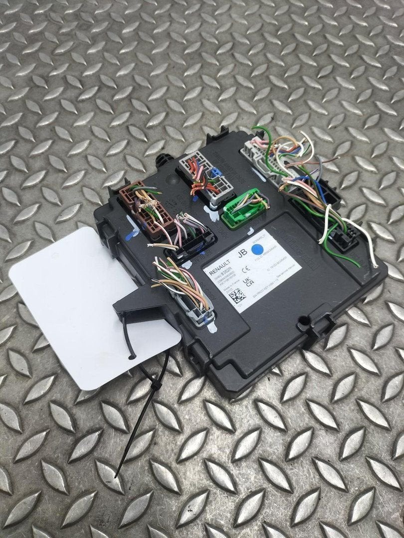 RENAULT CAPTUR COMPUTER ECU 284B28352R 2025, Ophalen of Verzenden, Gebruikt, ARN erkend