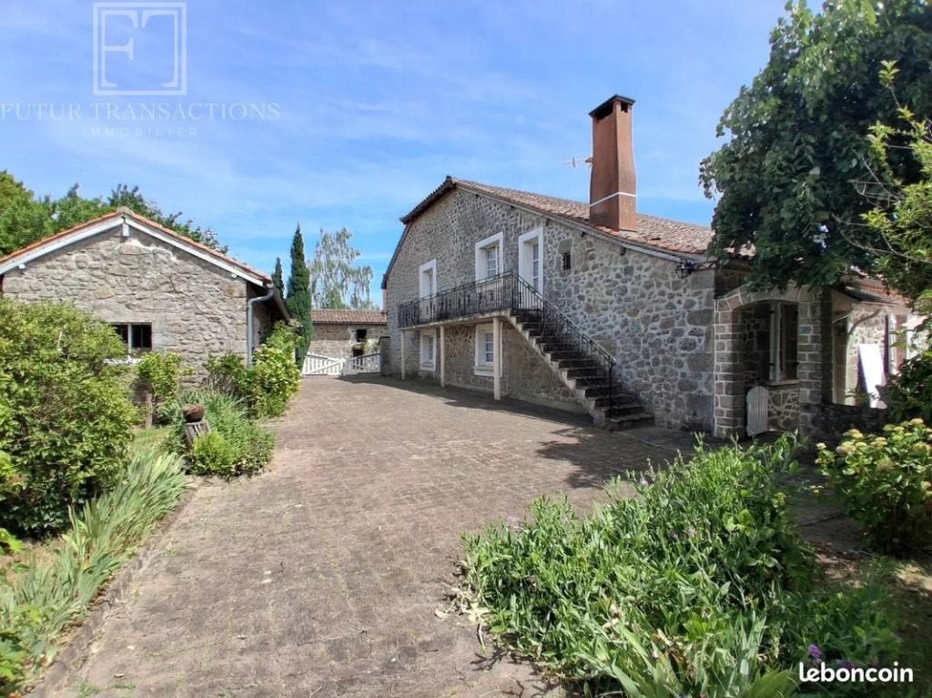 -DORDOGNE- Stenen huis met schuur 4.794 m² grond, Immo, 97 m², Frankrijk, Woonhuis, SAINT SAUD LACOUSSIERE