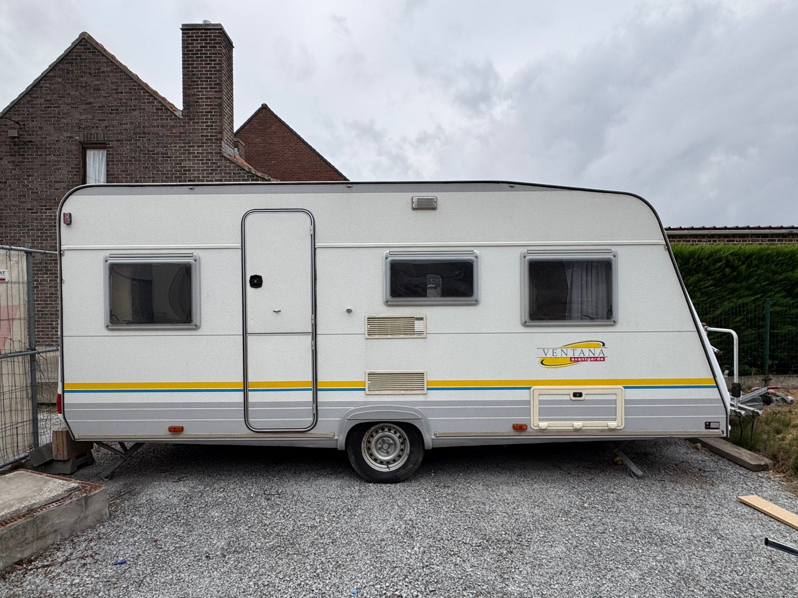 Caravan burstner ventana, Caravans en Kamperen, Caravans, Particulier, Bürstner, Tot en met 4, 1000 - 1250 kg