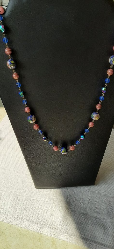 Collier en perles de bohême et émaux, Enlèvement ou Envoi, Comme neuf, Pierre ou Minéral