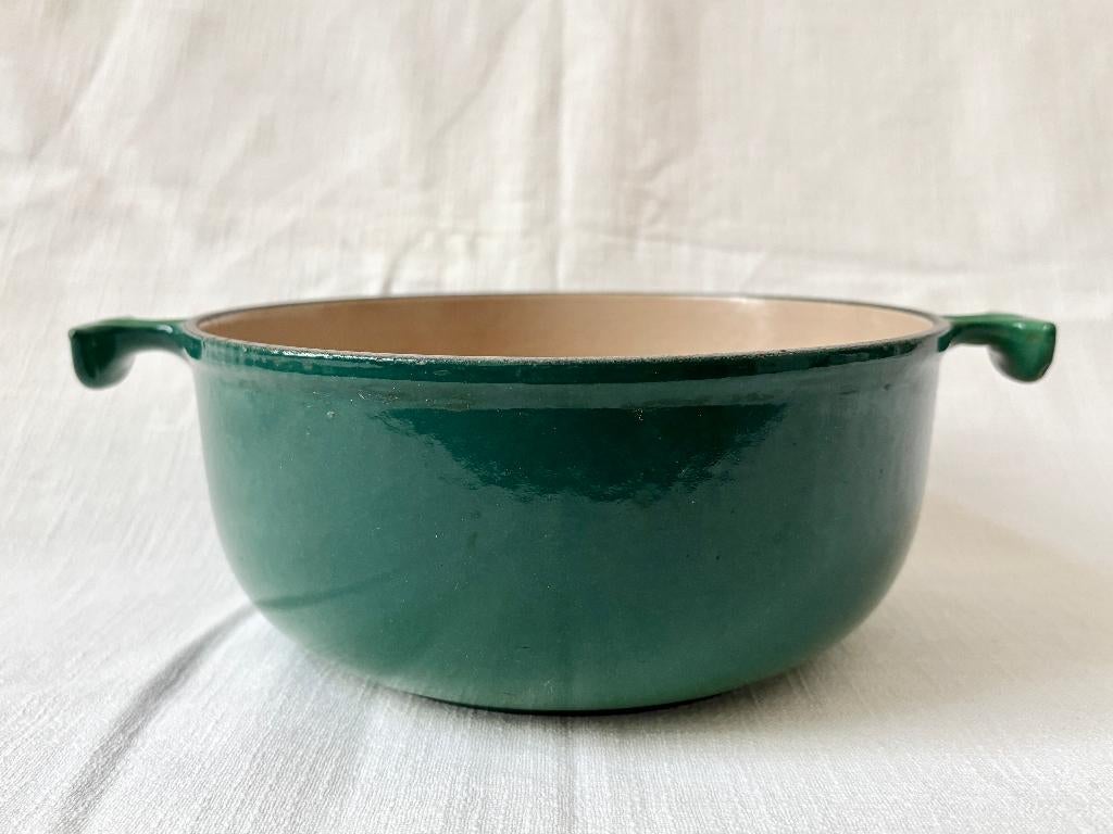 Le Creuset - La Mama 20, Huis en Inrichting, Keuken | Potten en Pannen, Gebruikt, Gietijzer, Ophalen of Verzenden, Keramische plaat
