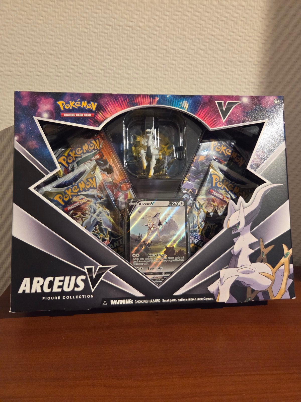 Arceus V Figure Collection box, Hobby & Loisirs créatifs, Enlèvement ou Envoi
