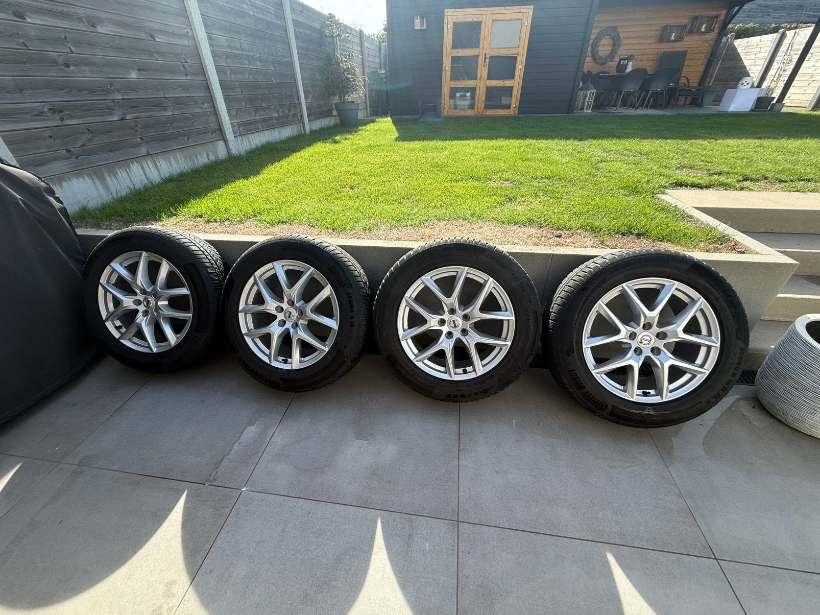 Winterset voor xc60/xc40, Autos : Pièces & Accessoires, Neuf, Pneus et Jantes, Pneus hiver, Véhicule de tourisme