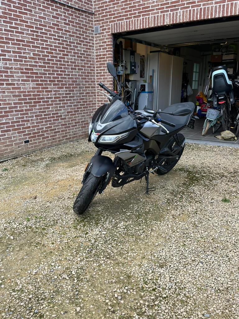 125cc aprilia tuono 125, Sportuitlaat, Gebruikt, Particulier, 125 cc
