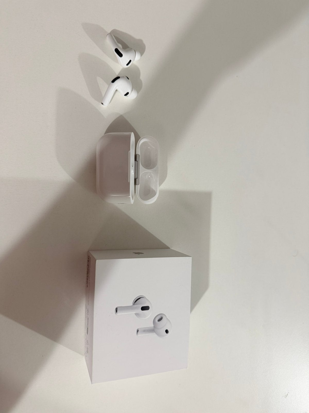 Airpods pro 3 - type C, Télécoms, Comme neuf, Apple, Blanc, Intra-auriculaires (In-Ear)