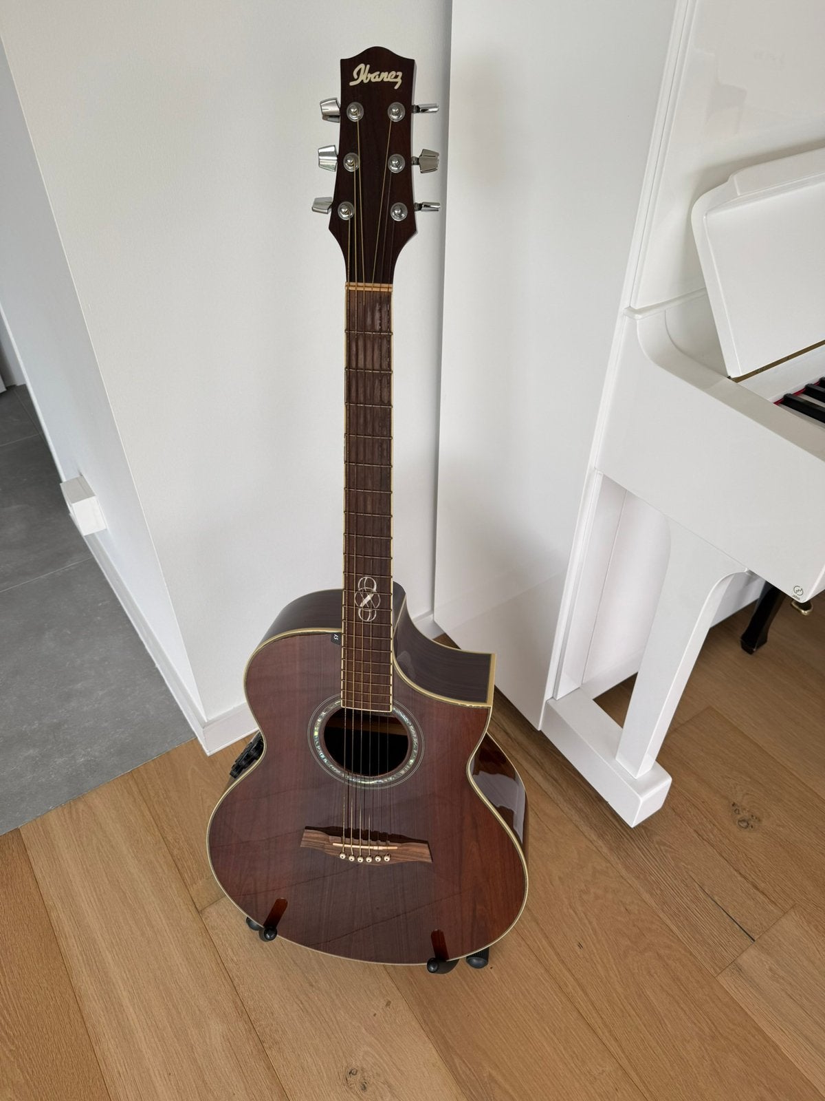 Ibanez EW20WNE NT gitaar + Gator hardcase, Ophalen, Gebruikt, Western- of Steelstringgitaar, Met koffer