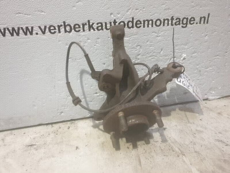 FUSEE LINKS VOOR Ford B-Max (JK8) (ay1c-3k171-ba), Enlèvement ou Envoi, Henry-Ford-Straße 1 50735 Köln, DE, Ford-Werke GmbH, Kunden@ford.com